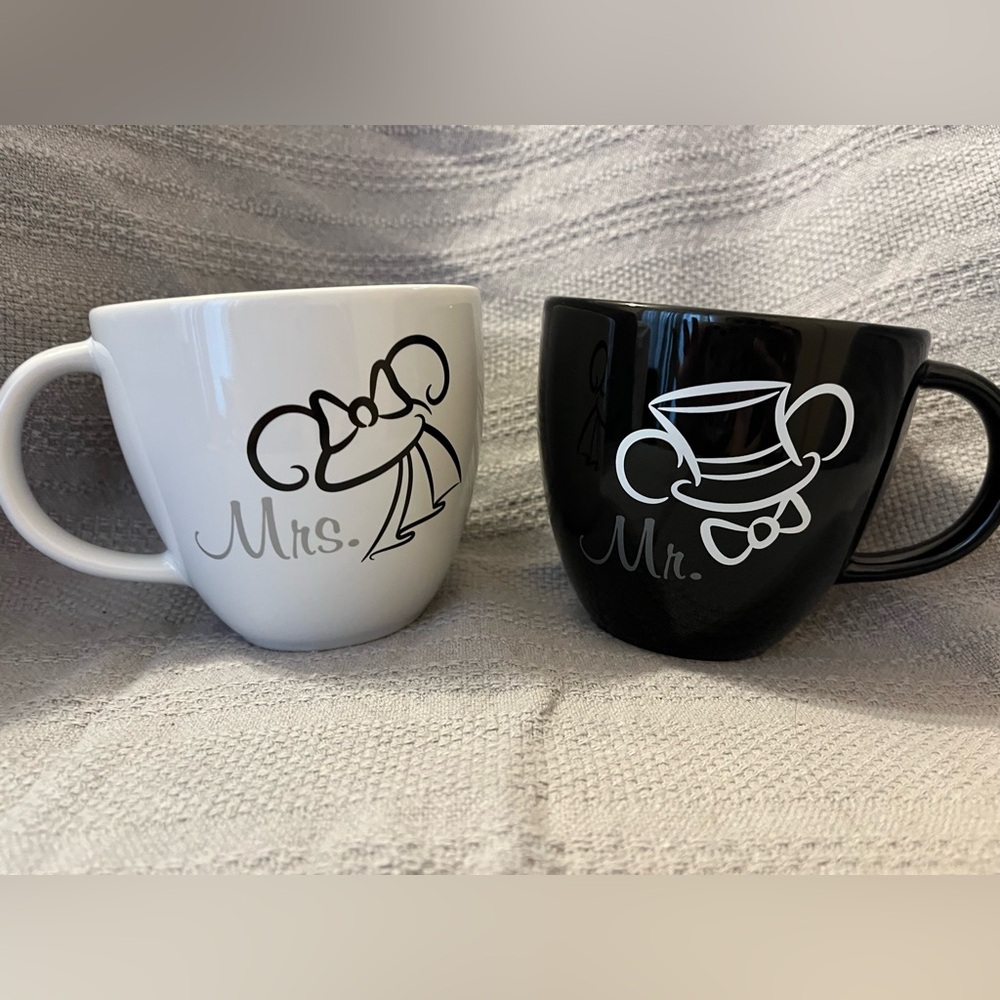 Mr. and Mrs. Black and White Disney Wedding Mug Set